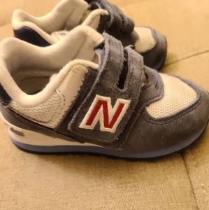 New Balance Toddler boy sneakers